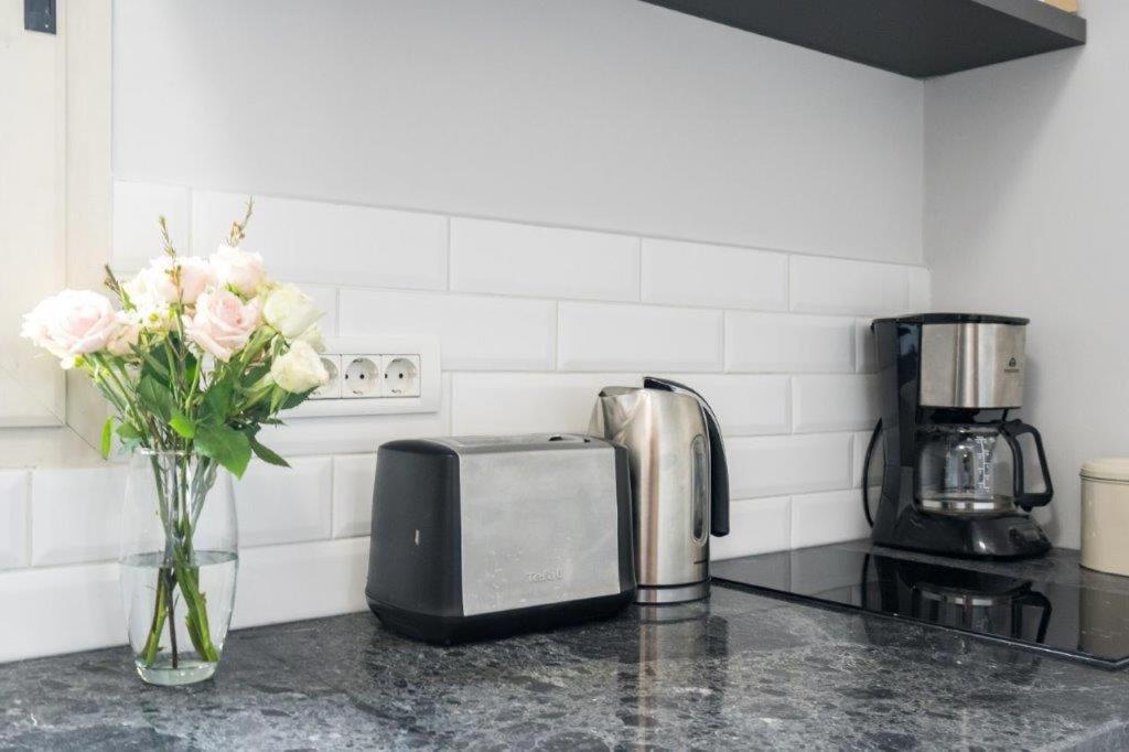 Downtown Modern - 2Br Apartment Bucharest Luaran gambar
