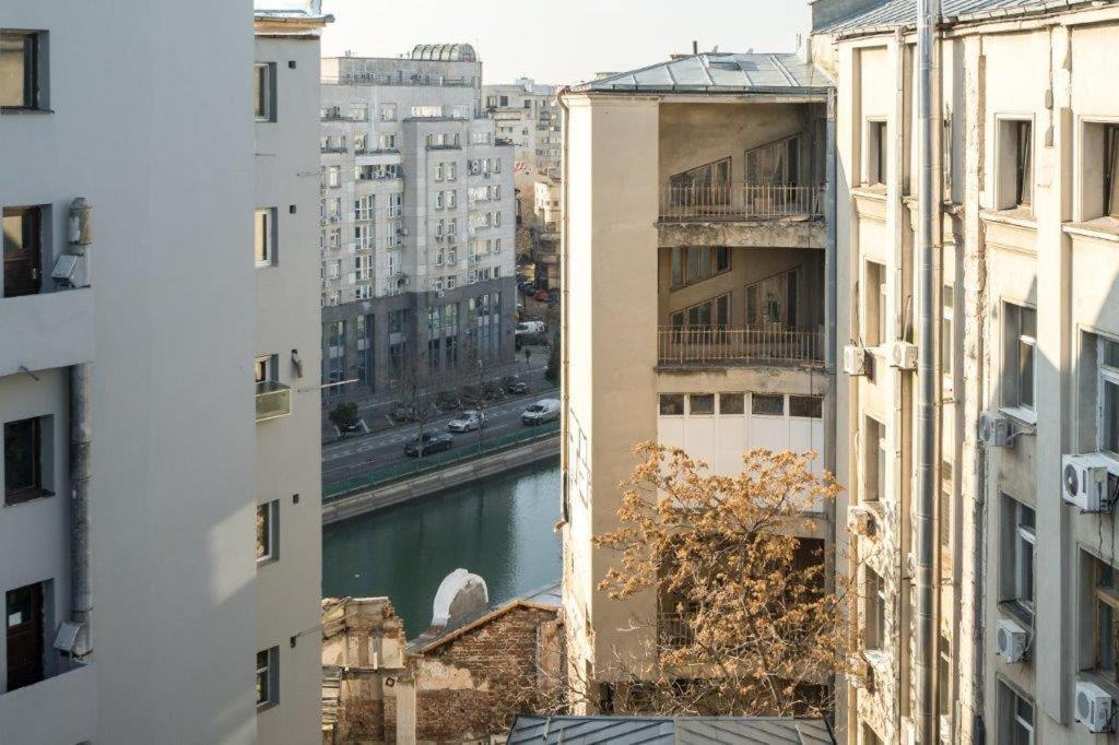 Downtown Modern - 2Br Apartment Bucharest Luaran gambar